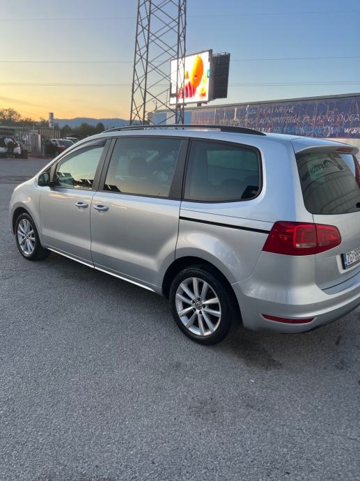 VW Sharan 2,0 TDI automatik