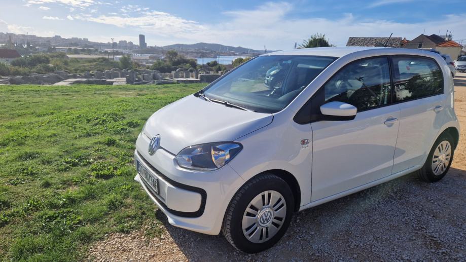 VW UP! * NAVIGACIJA, bluetooth * 5vrata!