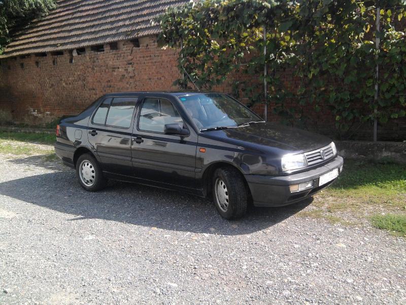 Volkswagen vento gl