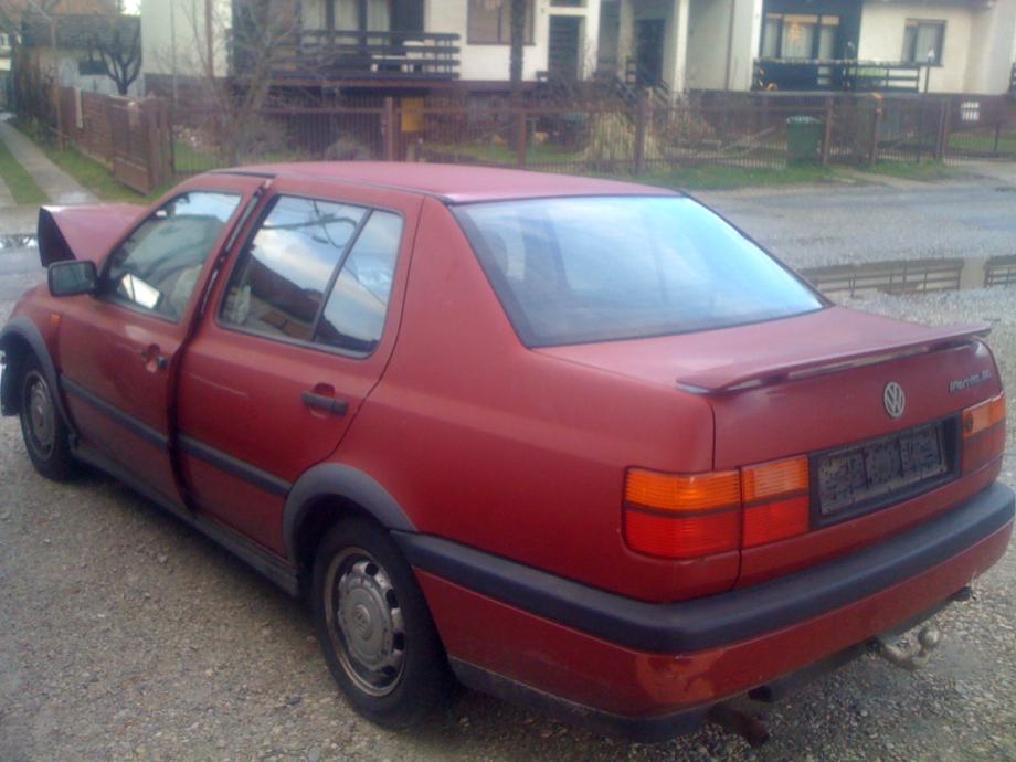 Volkswagen vento gl