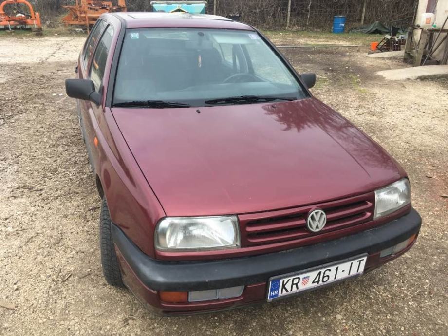 Volkswagen vento gl