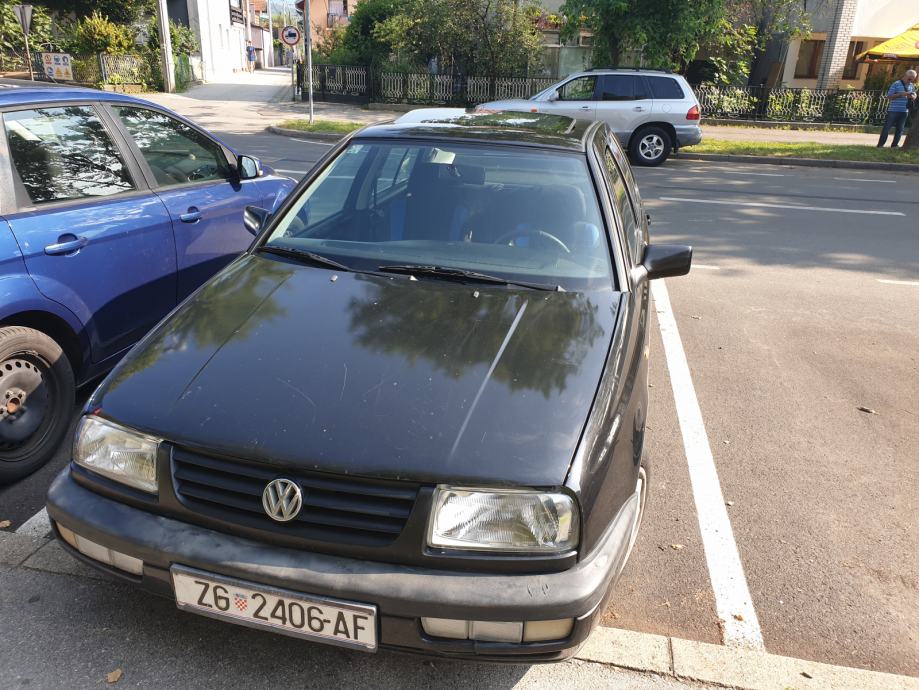 Volkswagen vento gl