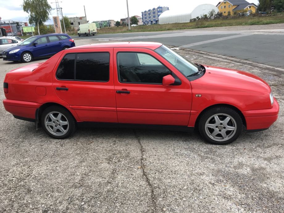 Volkswagen vento gl