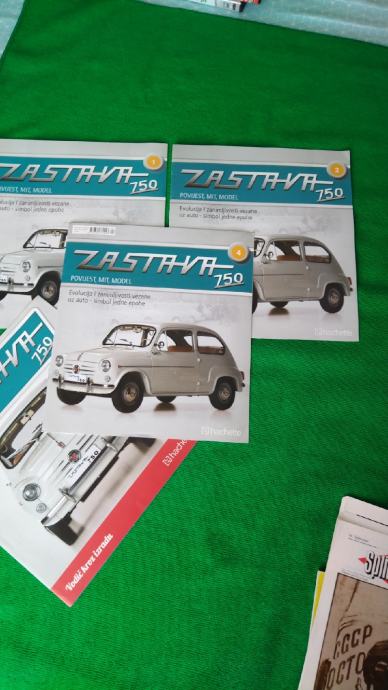 Zastava 750 časopis