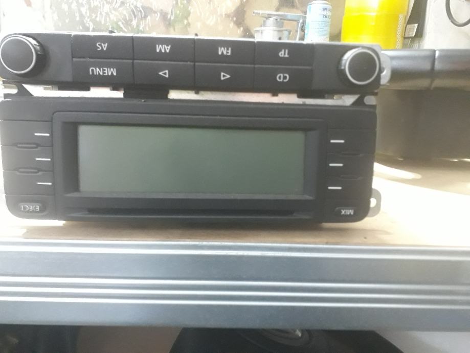 auto radio vw turan