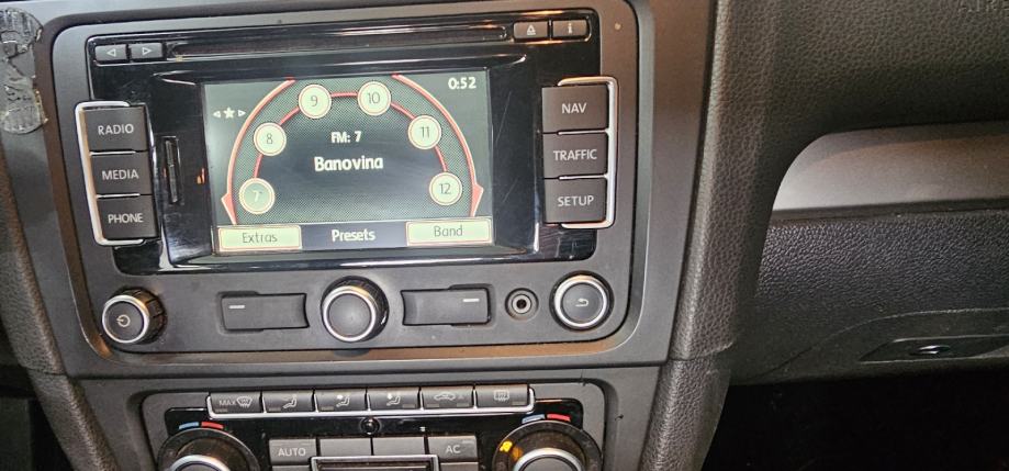 auto radio golf 6