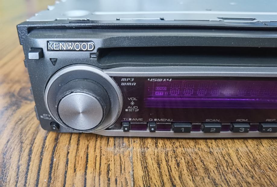 Auto-radio Kenwood KDC-W4034 45WX4 Car Stereo Radio CD Player.