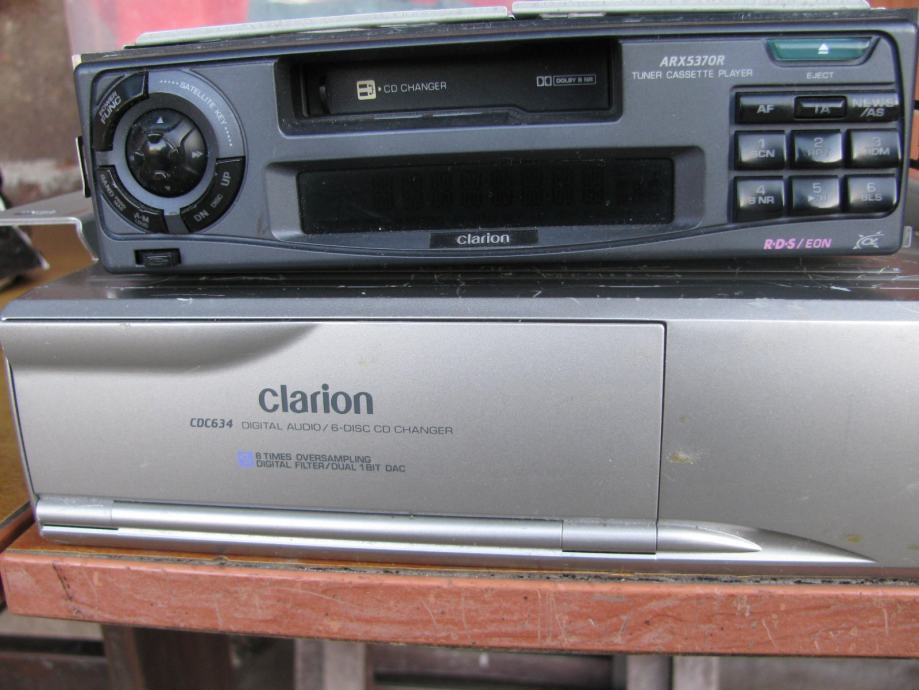 CLARION digital audio CD changer