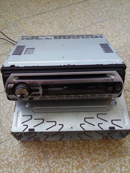 Sony auto cd mp3 CDX-GT310