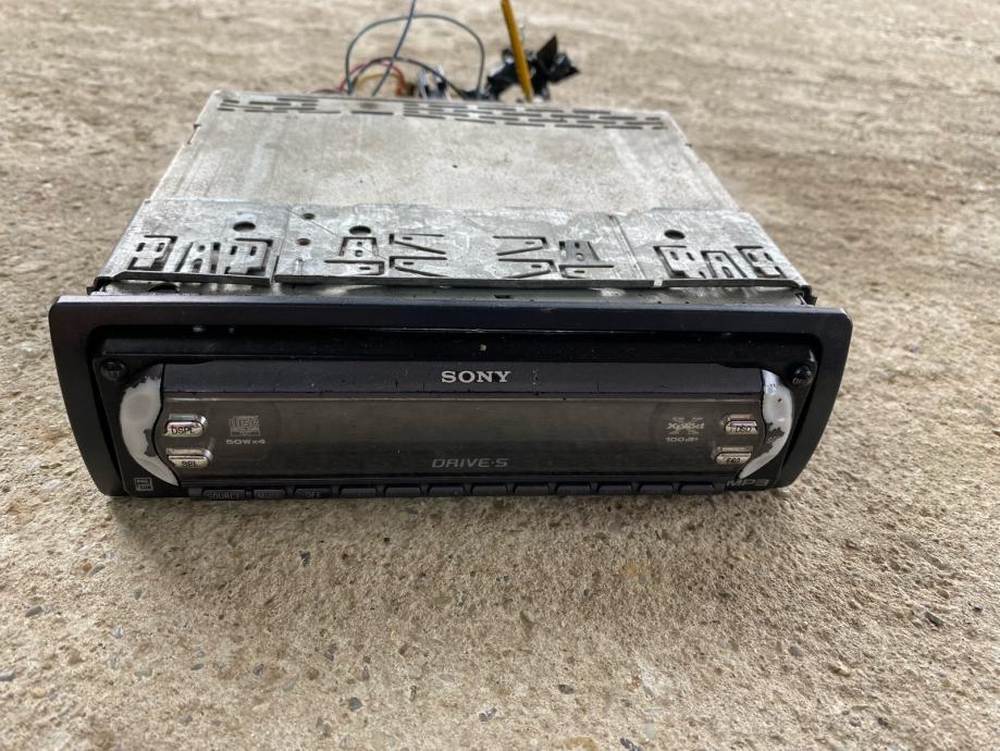 Sony CDX-F5500 radio