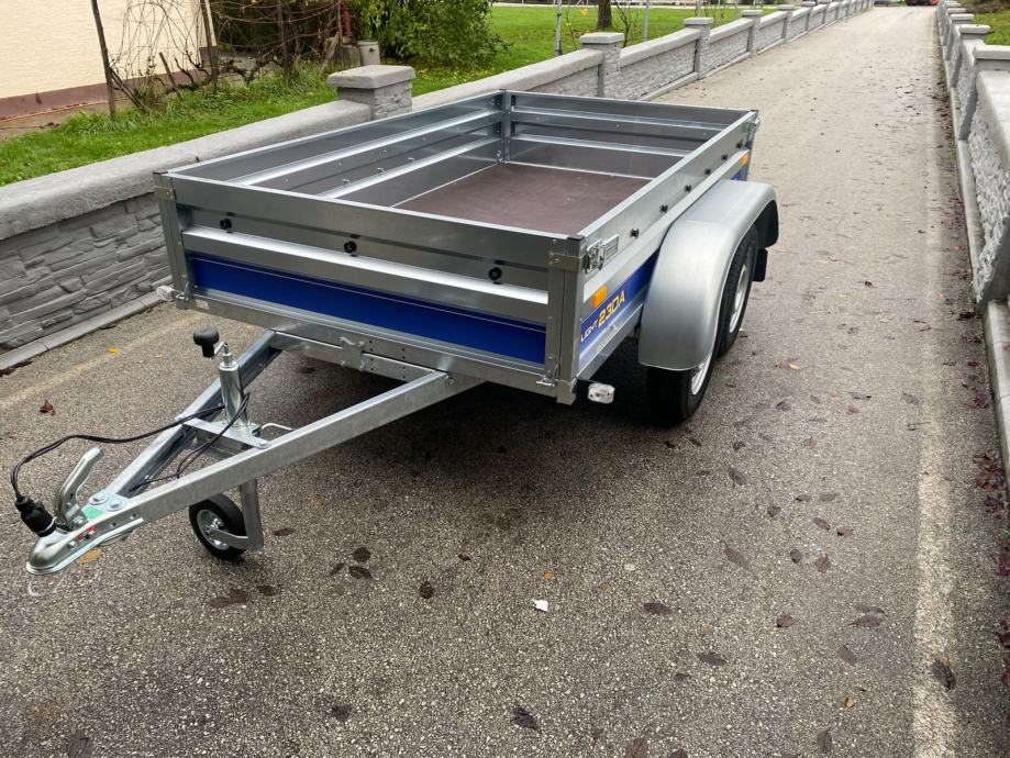 Autoprikolica Vesta trailers LIGHT 23DA 232x131x37cm -750kg