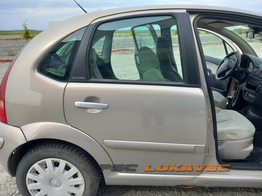 CITROEN C3 STAKLO VRATA ZADNJE DESNO 2004.