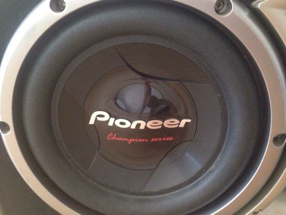 Pioneer woofer - champion series