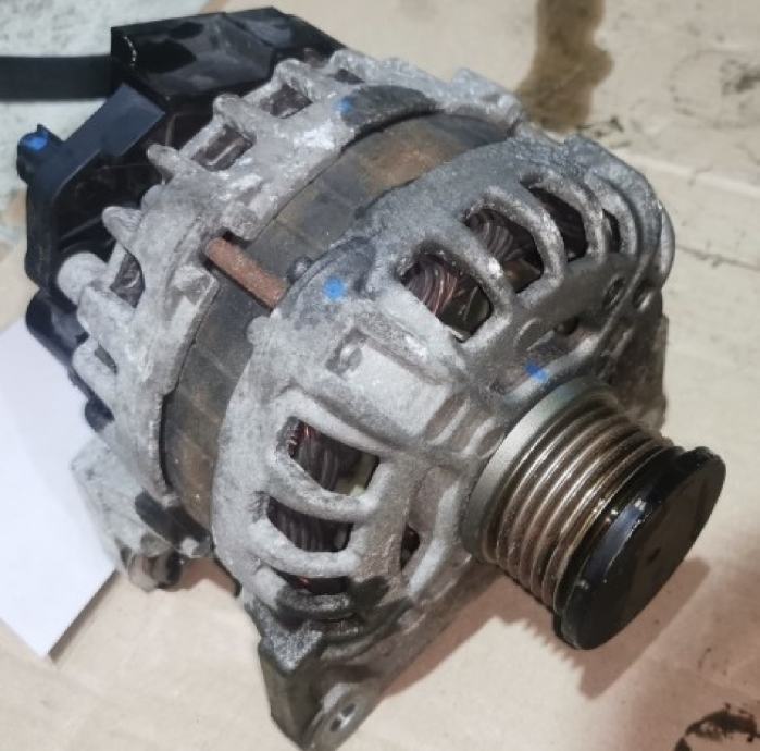 Alternator Dacia Sandero 0.9 tce 66 kw 2019