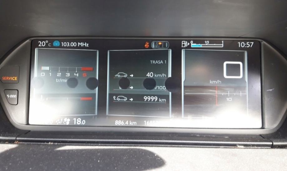 Citroen C4 Picasso -ekran instrument table