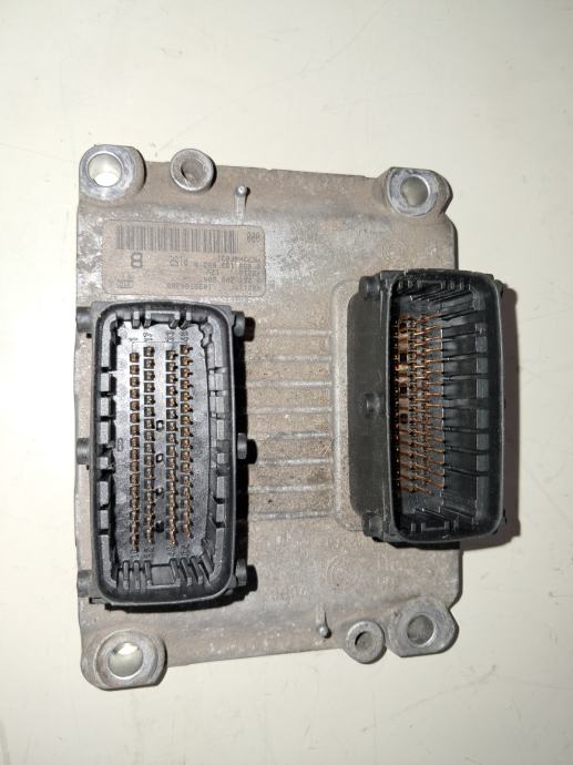 Fiat Stilo 1.4 ECU 1039504268 0261208204