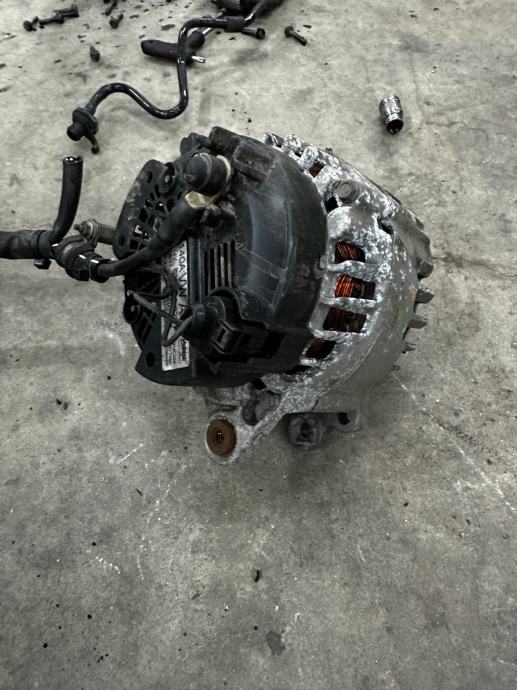 Golf 6 alternator 1,6 TDI 03L903023F