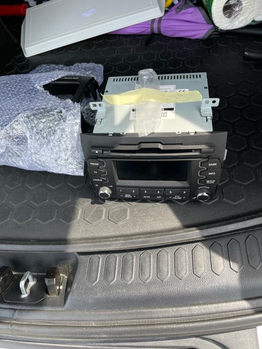 Kia Sportage radio