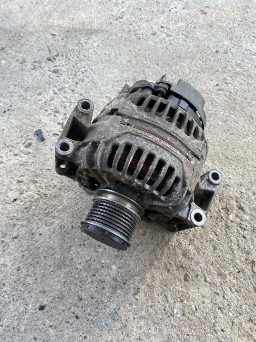 Mercedes w203 C klasa alternator