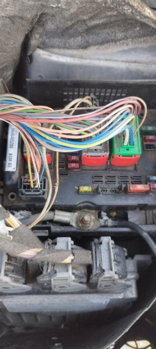 Peugeot 307 2.0 HDI bsm modul 964605280