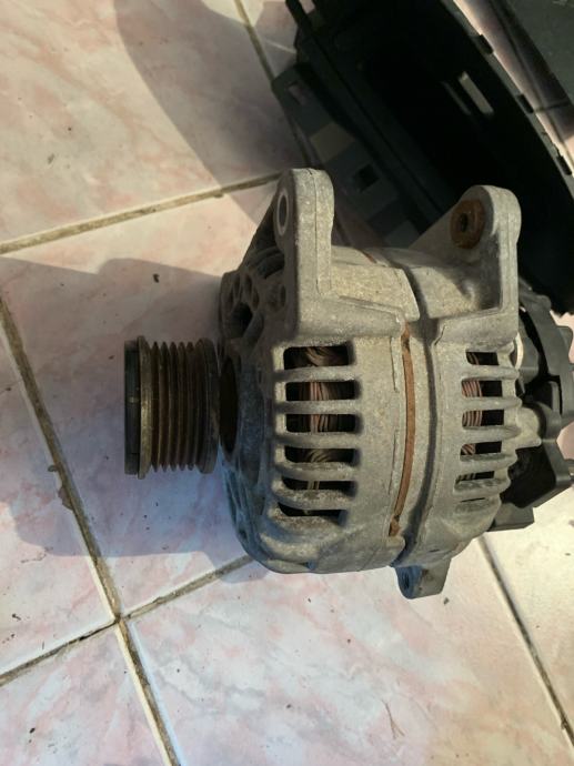 Renault fluence alternator