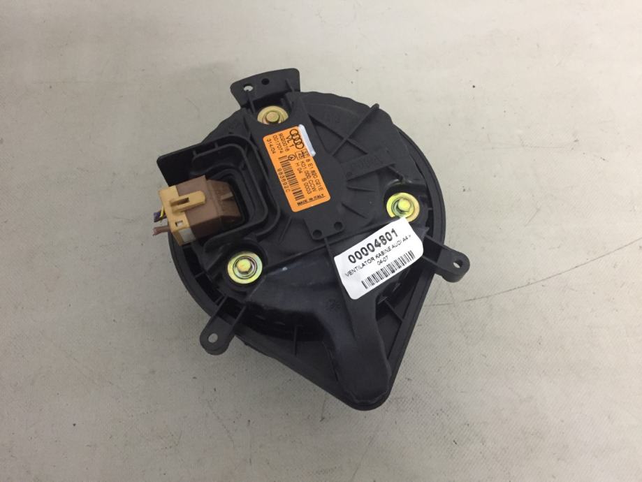 VENTILATOR KABINE AUDI A4 (B7) &gt; 04-07 AD022027 8E1820021E