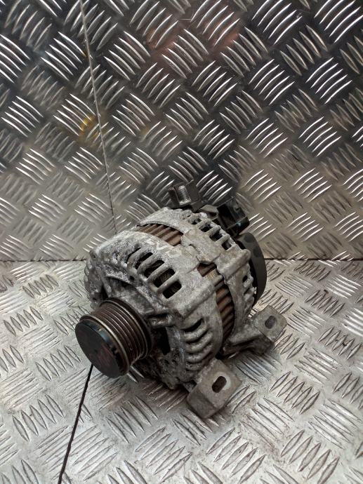 VOLVO C70 V50 V70 S40 FORD KUGA ALTERNATOR 150A 0121615014 30773111