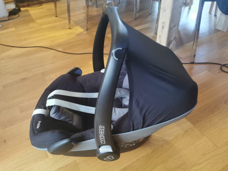 MAXI COSI isofix baza 2Way fix + MAXI COSI AUTOSJEDALICA PEBBLE