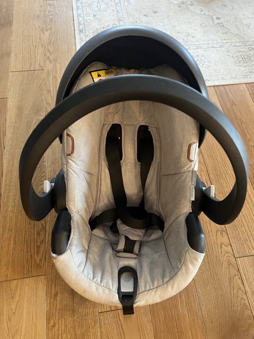 stokke jaje-autosjedalica