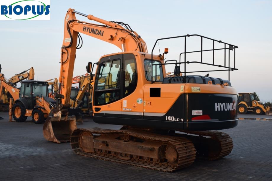 Hyundai r 140