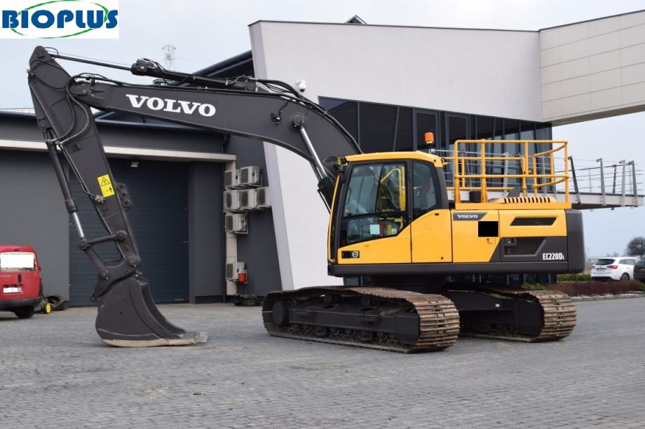 Volvo ec 220 dl