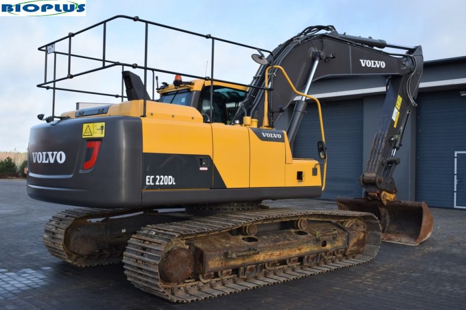 Volvo ec 220 dl