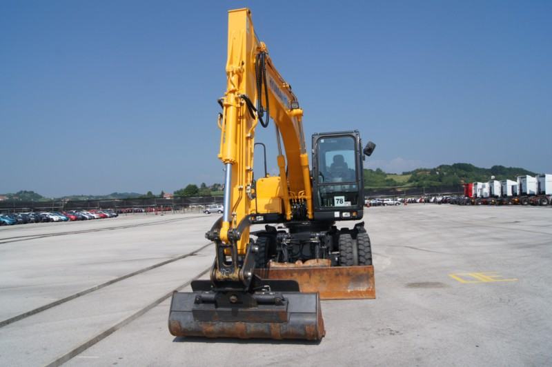 Hyundai r 140