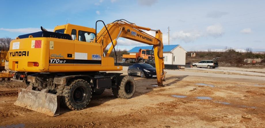 Hyundai hy 4300