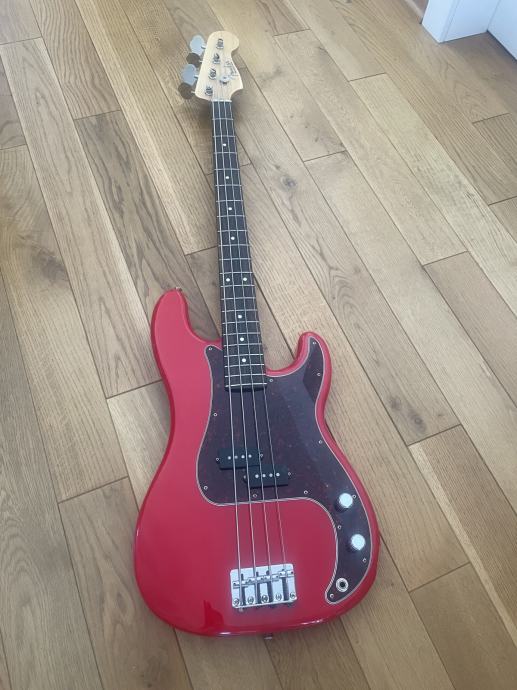 Fender japan precision bass