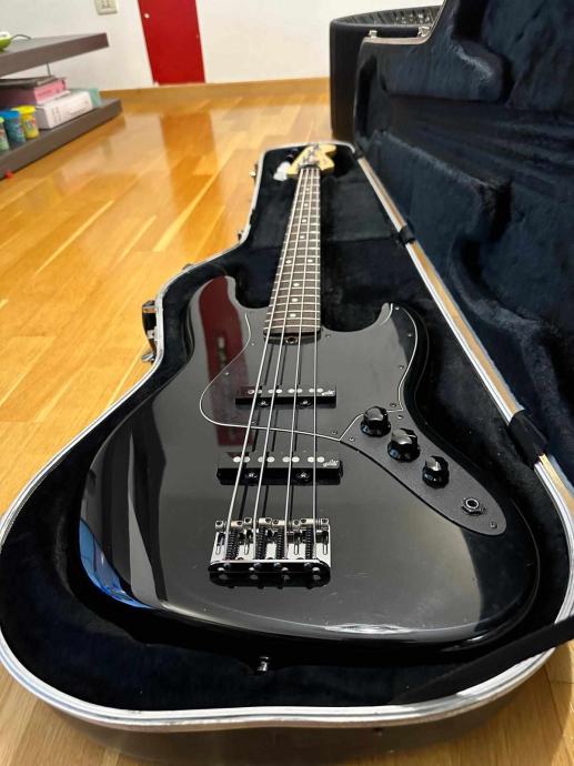 Fender Jazz Bass, USA Standard, 2004.