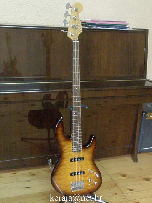 Fender Special Edition Deluxe Jazz Bass 24 3036