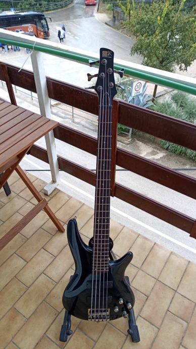 Ibanez SR 305