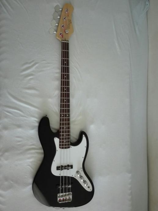 Bass gitara, Stagg B300-BK J-Bass