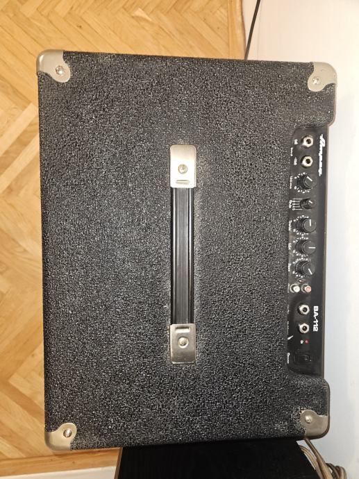 Ampeg BA-112U pojačalo za bas-gitaru snage 70W