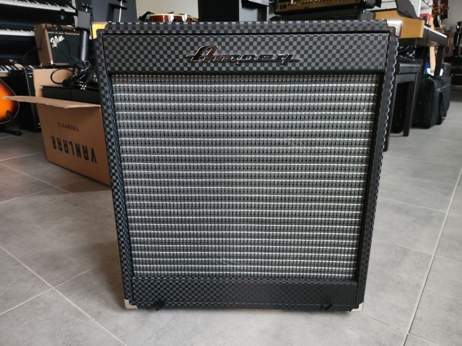 Ampeg PF-112HLF bas kabinet  (36 rata, besplatna dostava)