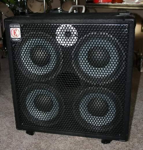 EDEN NEMESIS  320w COMBO 4x10 hitno