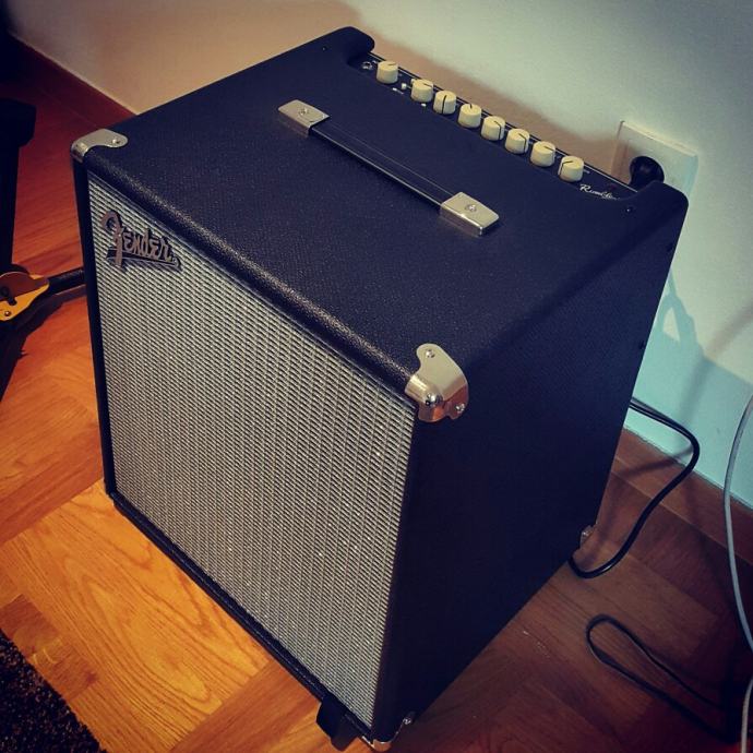 Fender rumble 100