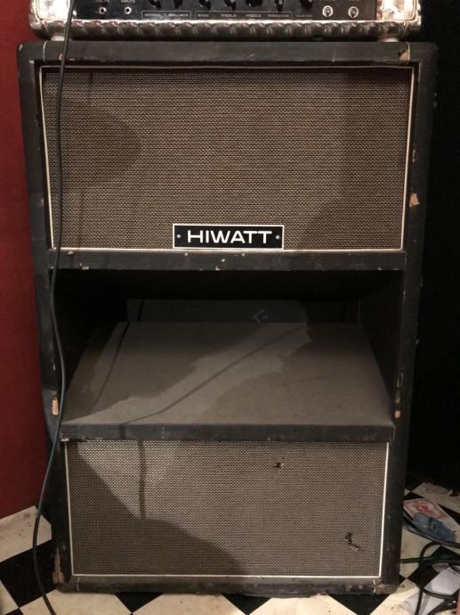 HIWATT SE320 4 x 12 Vintage box zvočnik