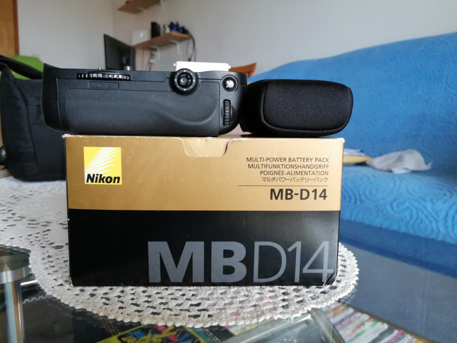 Nikon MB-D14