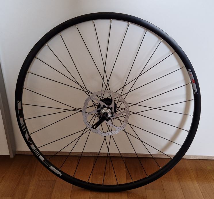 29" prednji kotač 6-bolt NOVO