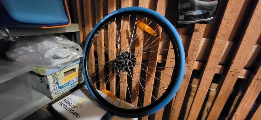 Kotač za MTB 26" (9brzina i priprema za disk)s glumom za trenažer