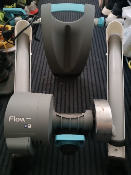 Tacx flow smart trainer