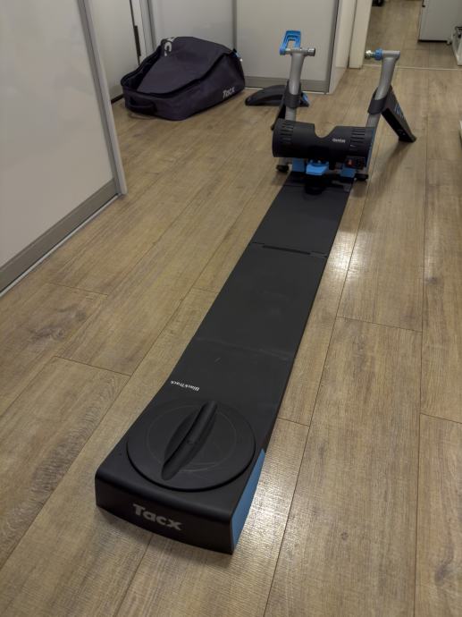 TACX iGenius uređaj za kućno vježbanje na biciklu