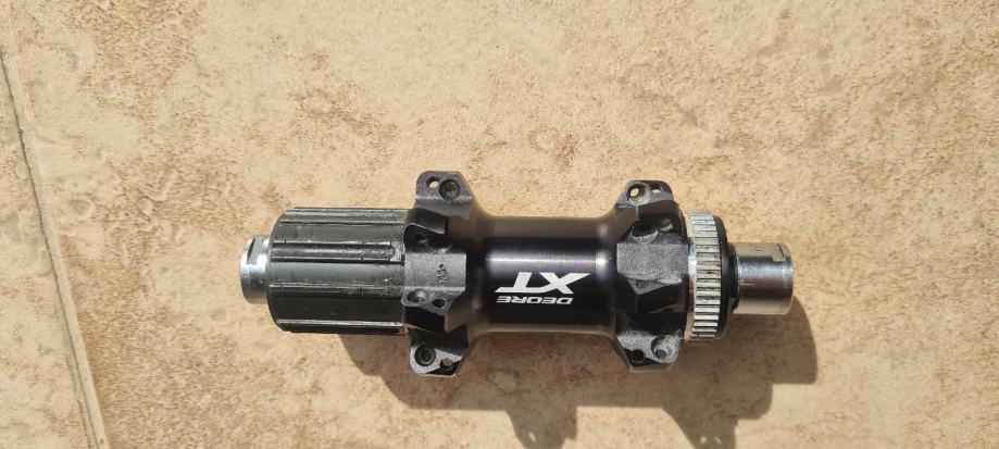 SHIMANO Deore XT Hub Rear